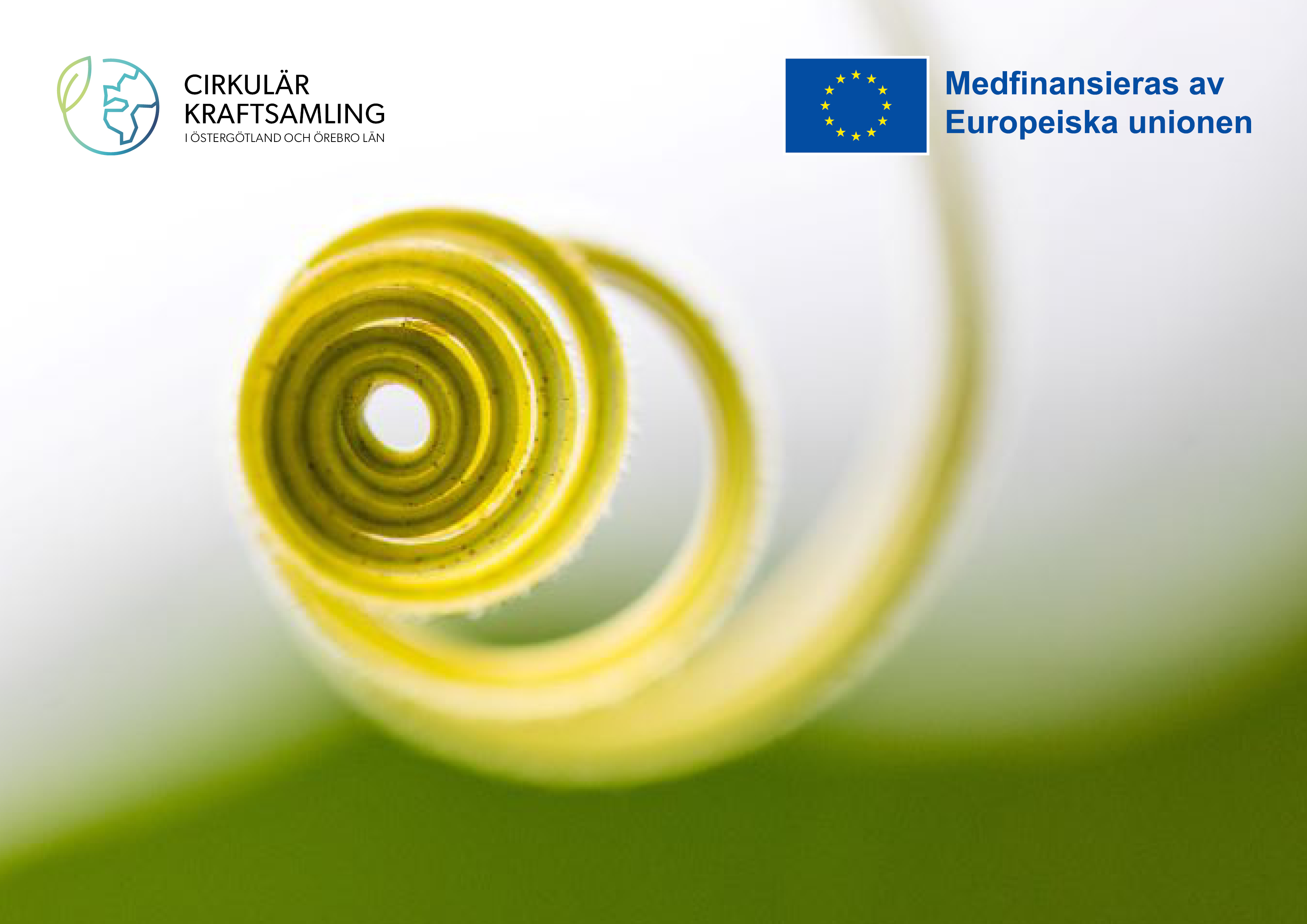 En grön växt i form av en spiral. Logotyp för Cirkulär kraftsamling och EU/Tillväxtverket