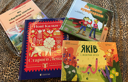Fyra olika ukrainska barnböcker